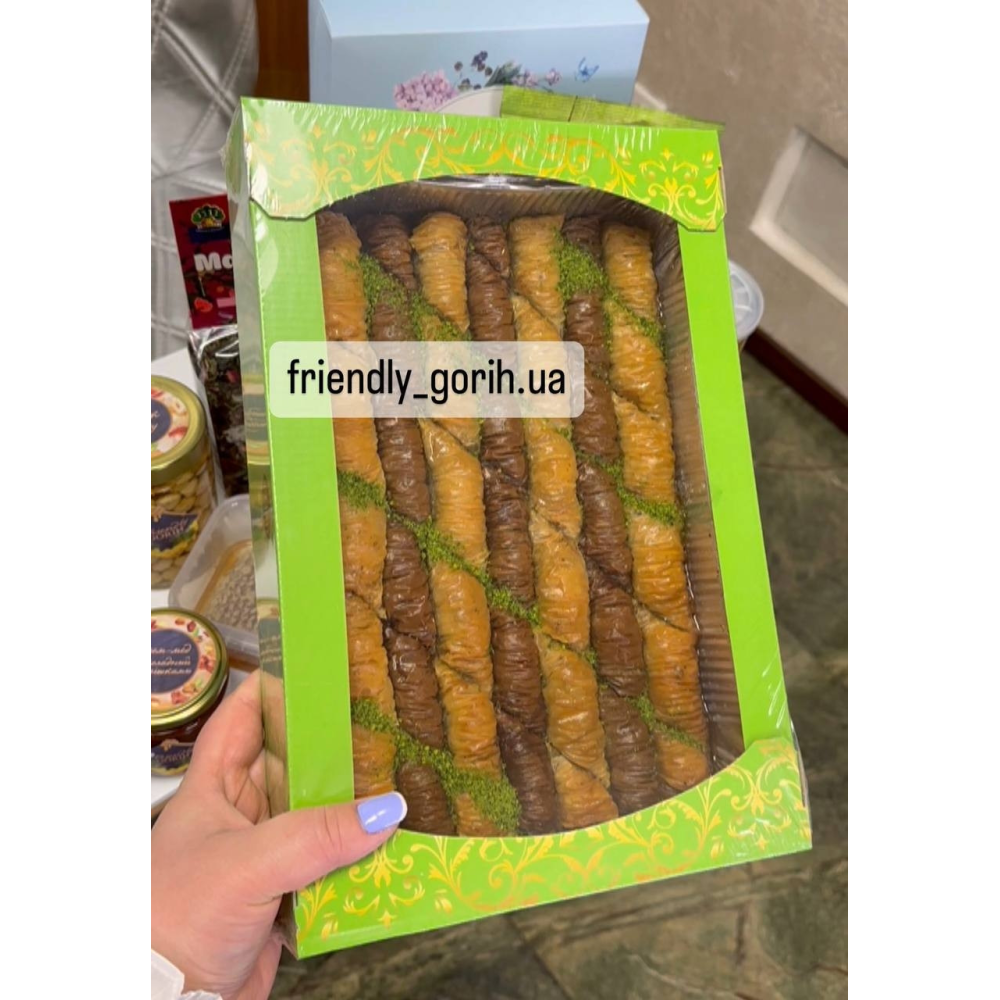 Пахлава асорті з какао, волоським горіхом, фісташкою Amanti 1кг