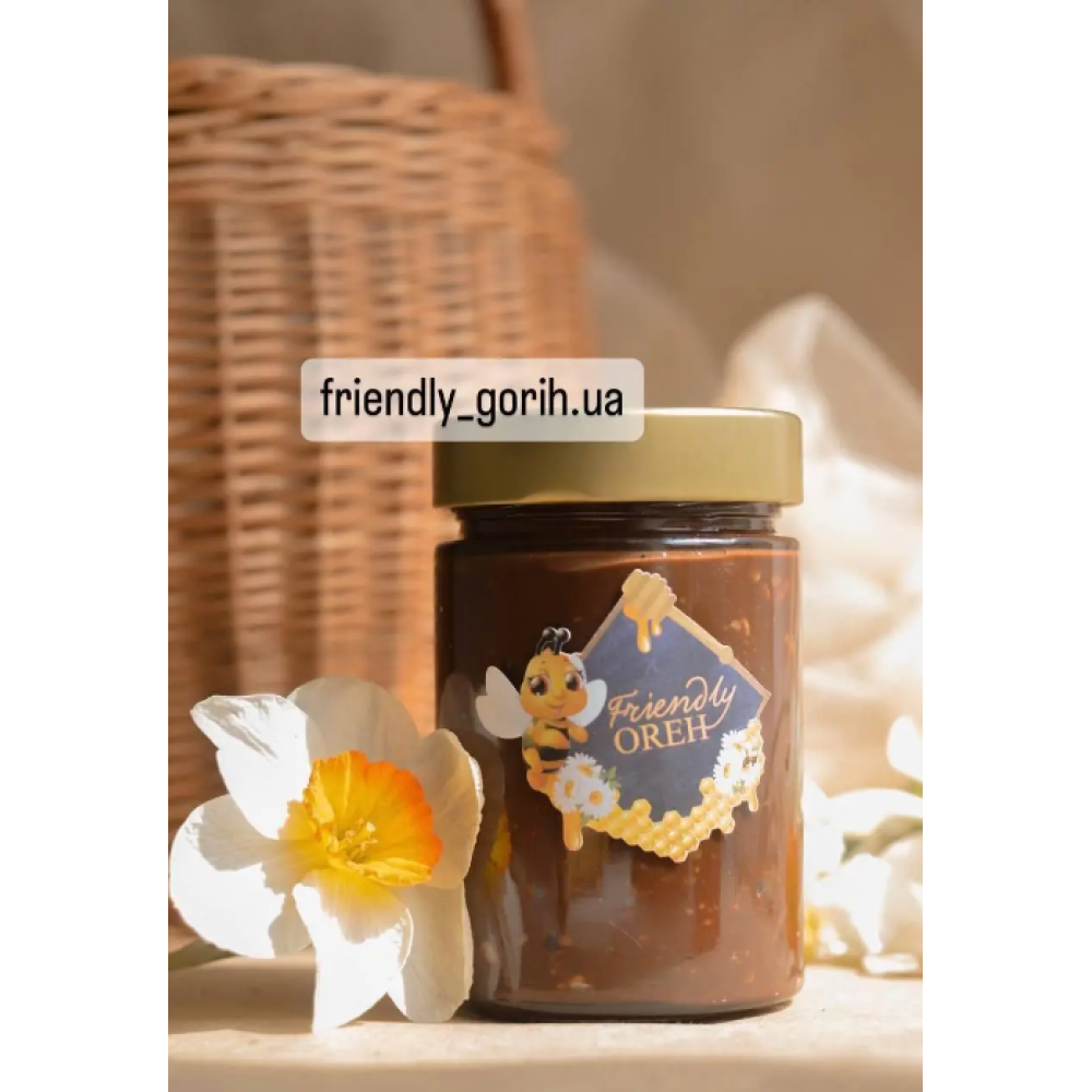 Крем мед “Шоколадний з горішками“ 370мл/520г