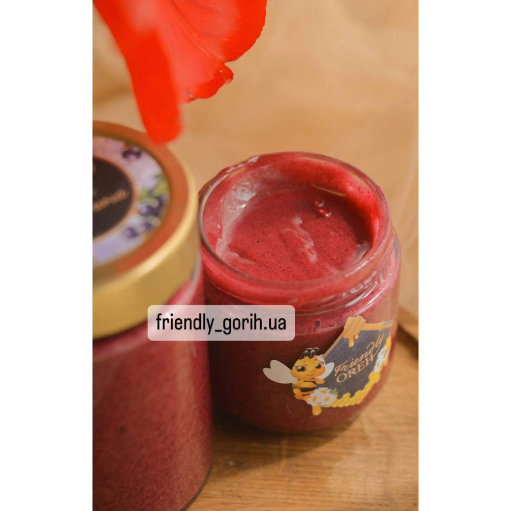 Крем мед “Чорна смородина“ 370 мл/520г